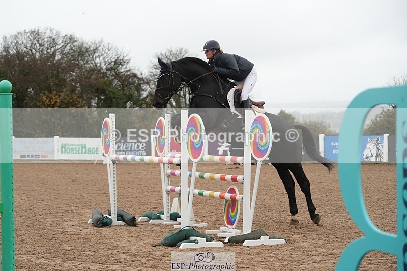 251109-113448-03584 - Cls 20 Newcomers and 1.10m Open