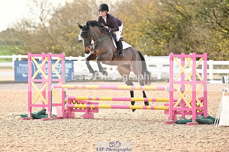 241206-101725-00205 - Cls 2 British Novice and 90cm Open