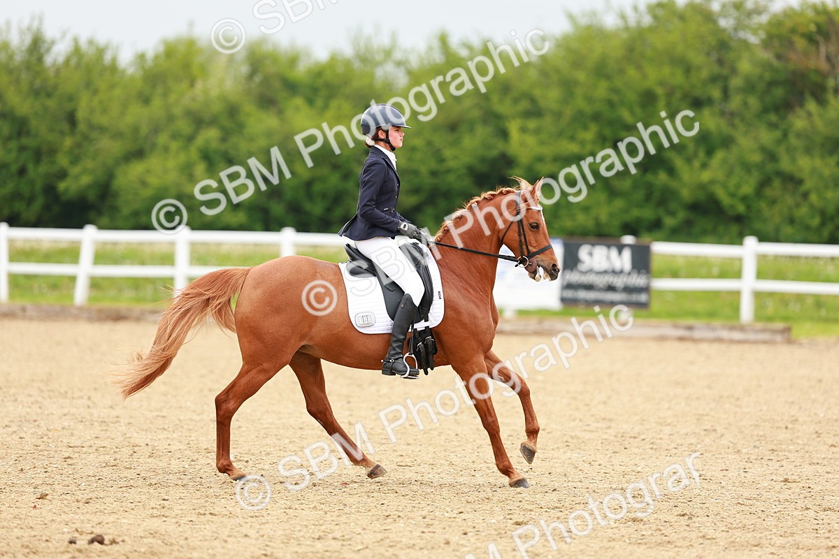 SBM_005230 - Class 16 - Novice 6