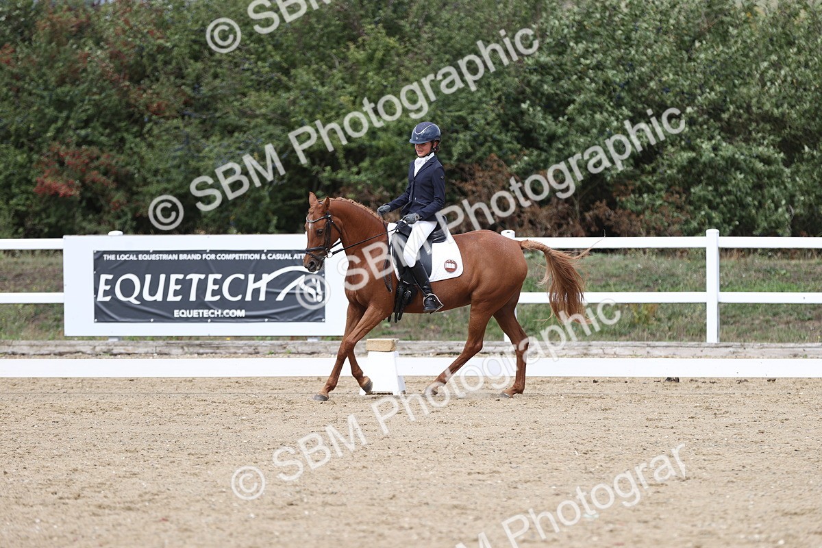 SBM_003828 - Class 9 - Novice 3 Champs