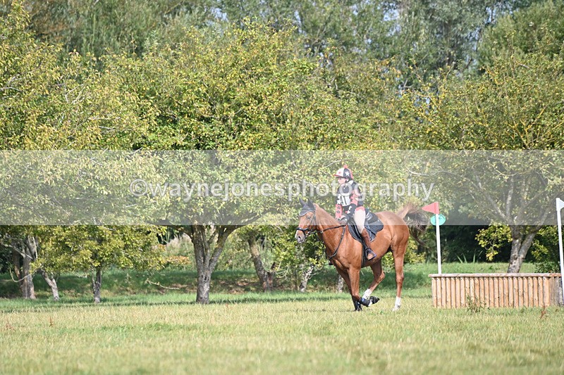 WJ6_2256 - 60cm XC Time 13:54 to 14:20