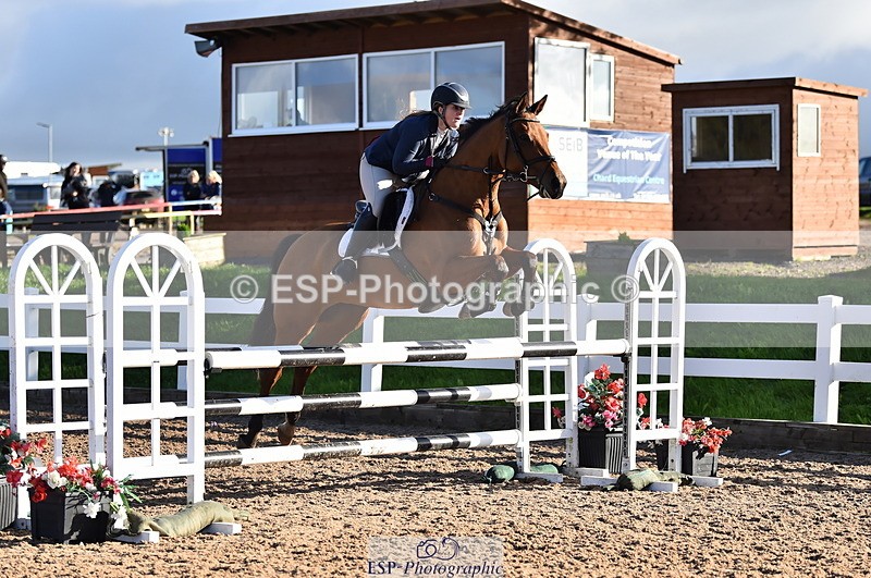 231014A-100652-03833 - Cls 12 British Novice & 90cm Open