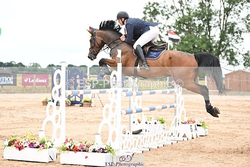 250717-123125-04972 - Cls 17, 1 Star Gold Tour