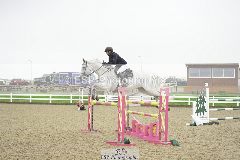 230722A-113610-08880 - Cls 19, 1 Star Silver 1.20m