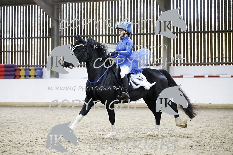 _T0A2704 - Class 6 70cm