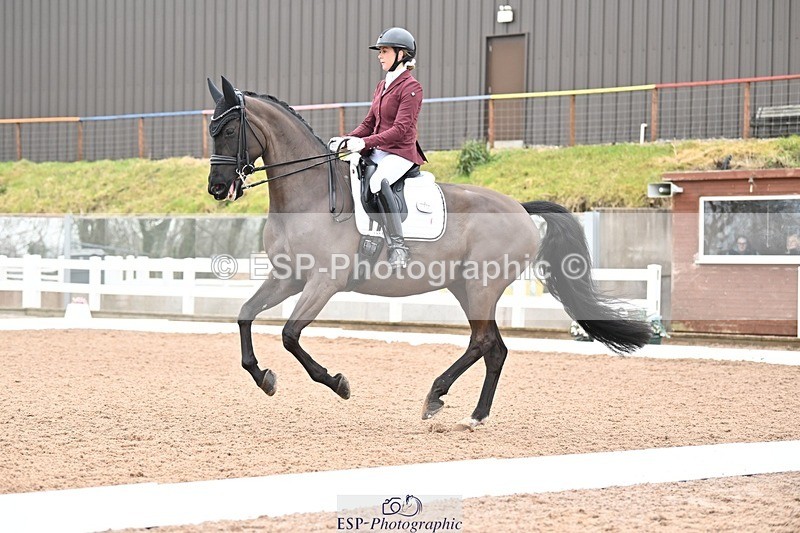 250216-113135-05111 - 184-Lucy.Palmer-La.Vida.loca