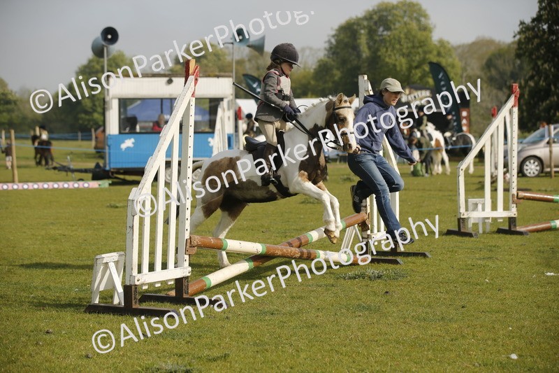 20260426-0962 - Class 1 - Mini Jumping - Lead rein or Assisted
