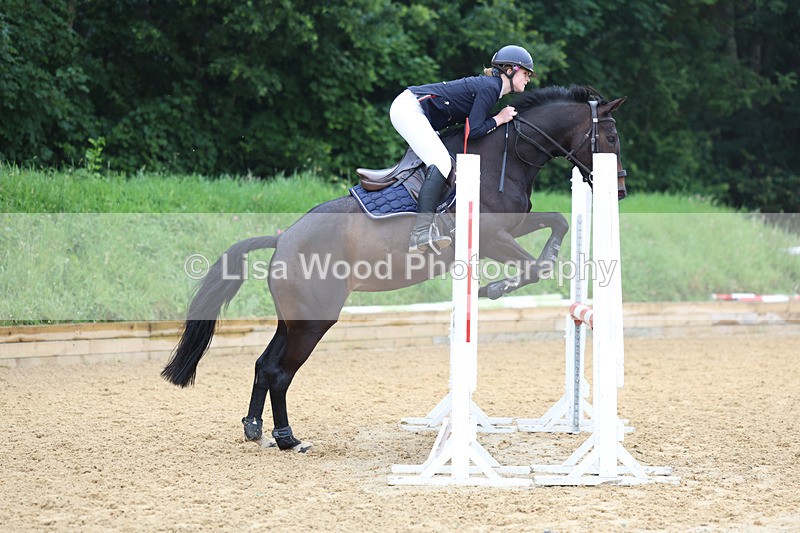 3E7A5489 - Class 4: Senior British Novice/90cm open