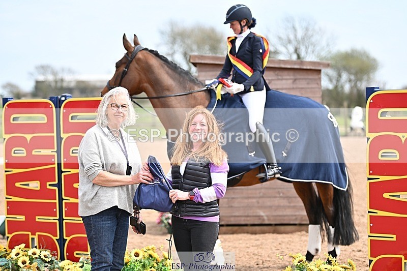 250403-133709-02101 - Cls 3 Adv Medium Presentations