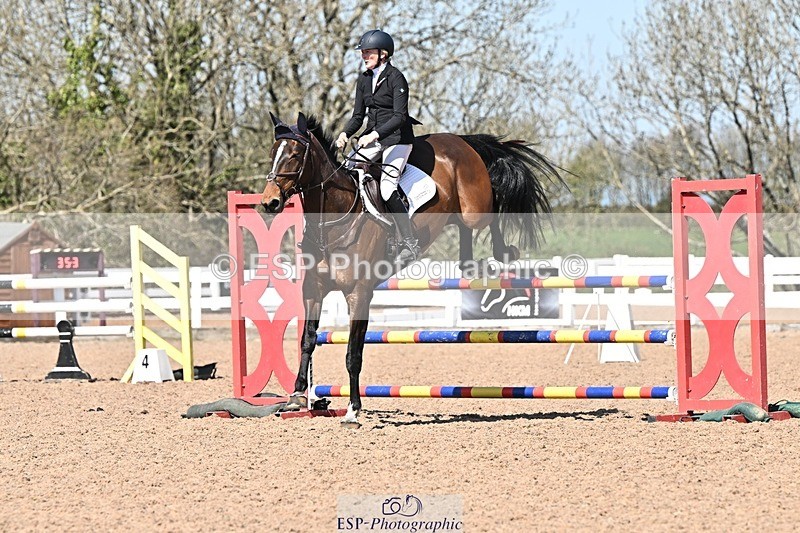 250409-124819-00555 - Snr Newc & 1.10m Open