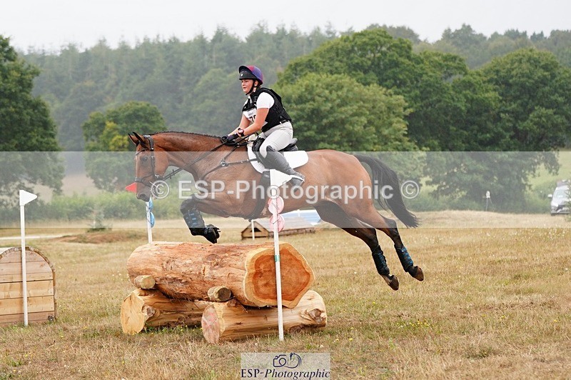 250803A-131130-13785 - M-576-Ella.Otto-SUMMERBRIDGE.TIPP