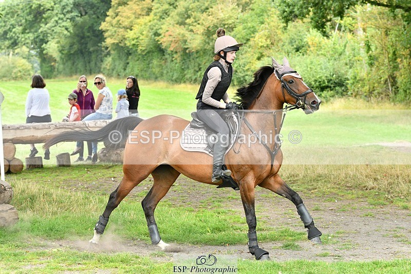 230817-125351-00753 - Theo's 1st Group - XC