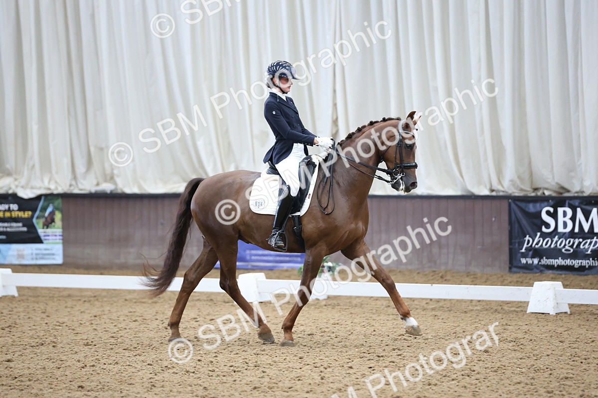 SBM_003932 - Class 8 - Advanced Medium 6 Silver
