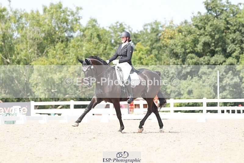 250815-142502-01688 - 021-Louise.BerryWoodcroft.Daisy.Duke