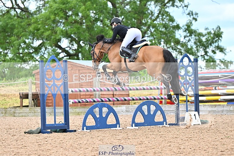 240608A-123003-02289 - Cls 4 Snr Newcomers and 1.10m Open