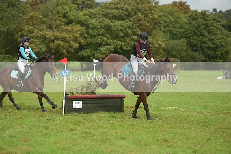 RAY_0026 - Class 3: 70cm Pairs: Corner