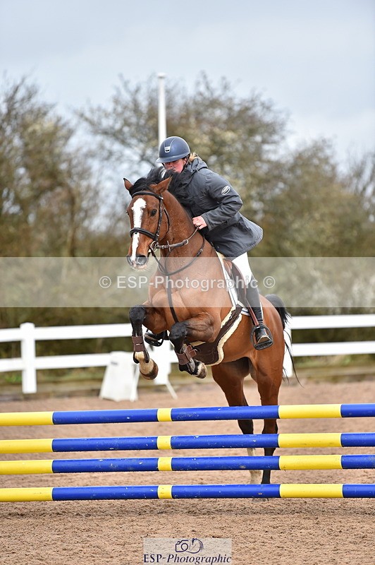 240327A-100030-00048 - Cls 1 British Novice and 90cm Open