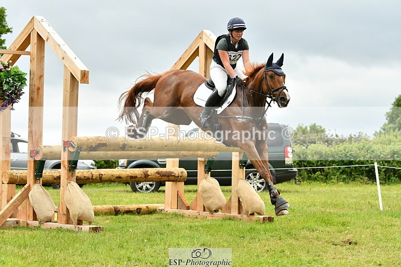 250524A-113153-09295 - B-322-Amelia.Winter-WOLK