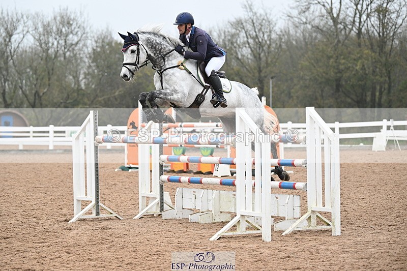 241102A-130612-04717 - SAT Cls 15 Foxhunter and 1.20m Open