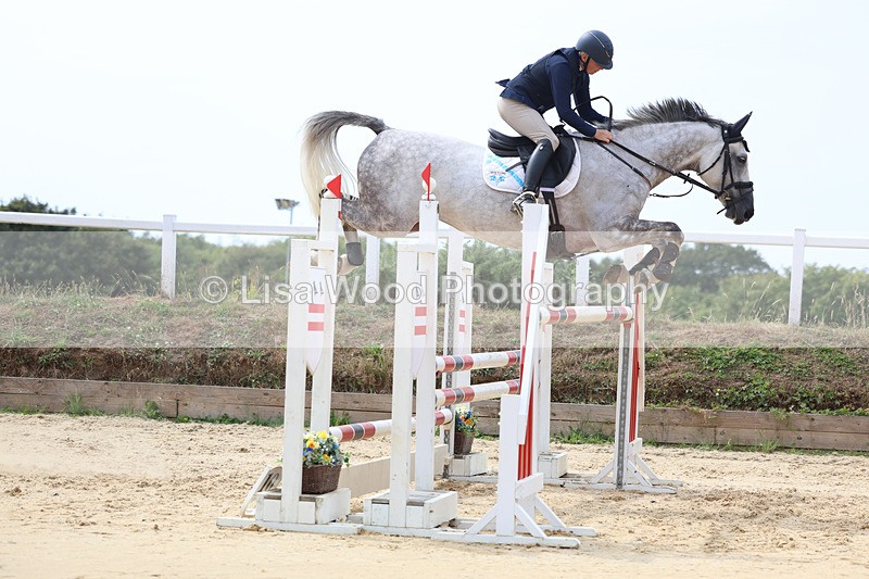 3E7A4574 - Class 9: Senior 1.30m open