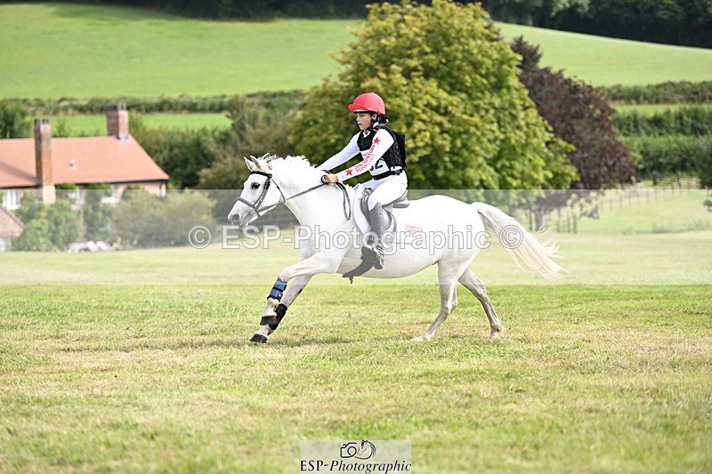 240825X-105207-31454 - 70cm XC 10.00 to 11.00