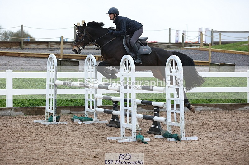 231112A-125128-04226 - Cls 19 Snr 1.05m Open