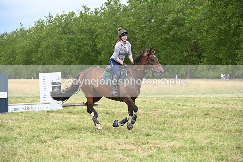 WJ6_3841 - Time at Jump 12:22 to 13:03