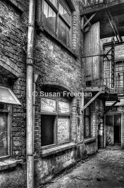 Abandoned - Buildings