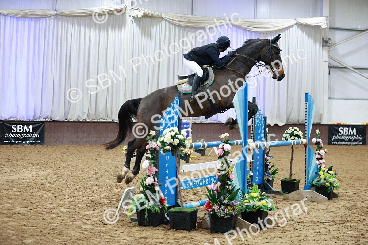 SBM_004326 - Class 17 - Senior Newcomers - 1.10m