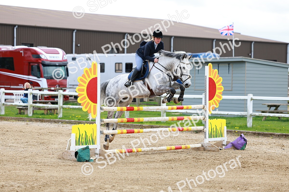 SBM_002546 - Class 10 - Senior Newcomers - 1.10m