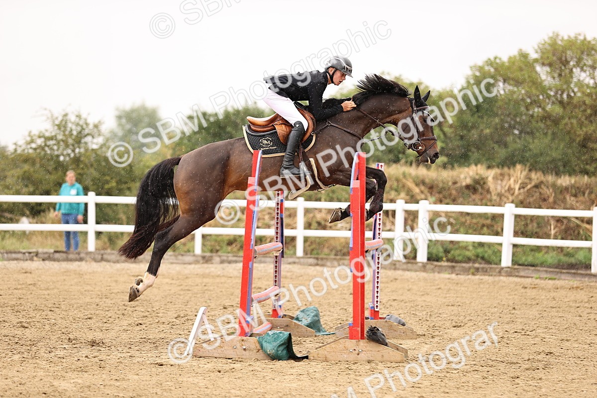 SBM_026543 - Class 12 - Amateur Championship Qualifier 1.05m