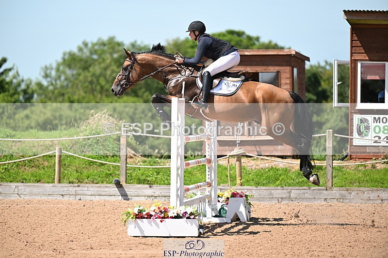 240718A-121201-04996 - Cls 1, 3 Star Small Tour 1.35m