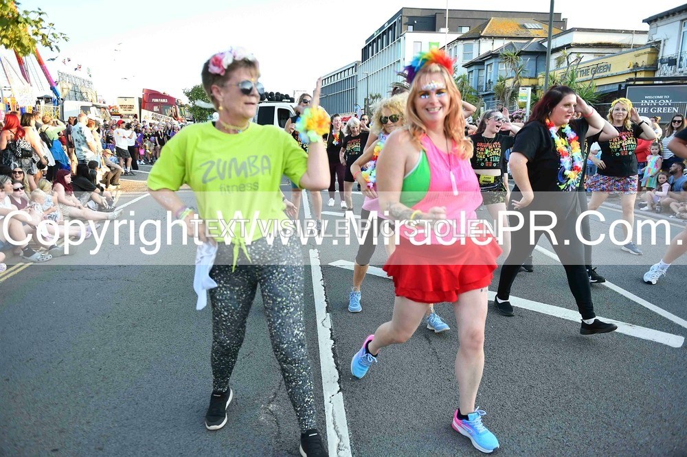 SH4_3894 - Carnival Procession.
