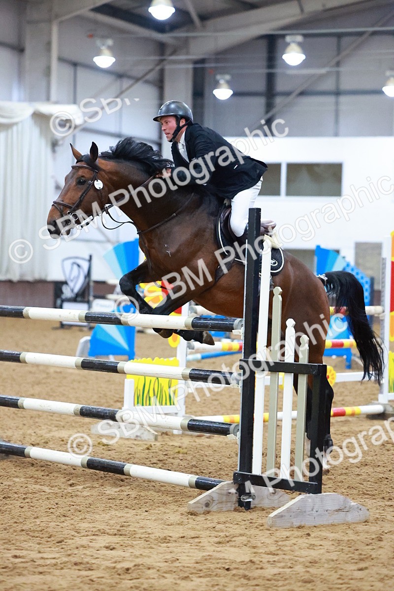 SBM_002211 - Class 5 - Senior Foxhunter 1.20m