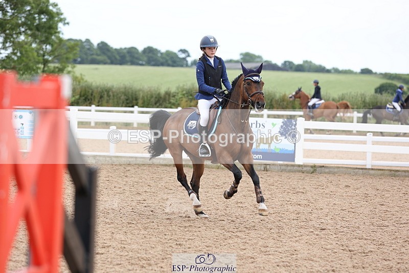 240630A-163908-15271 - Cls 33 Foxhunter and 1.10m Open