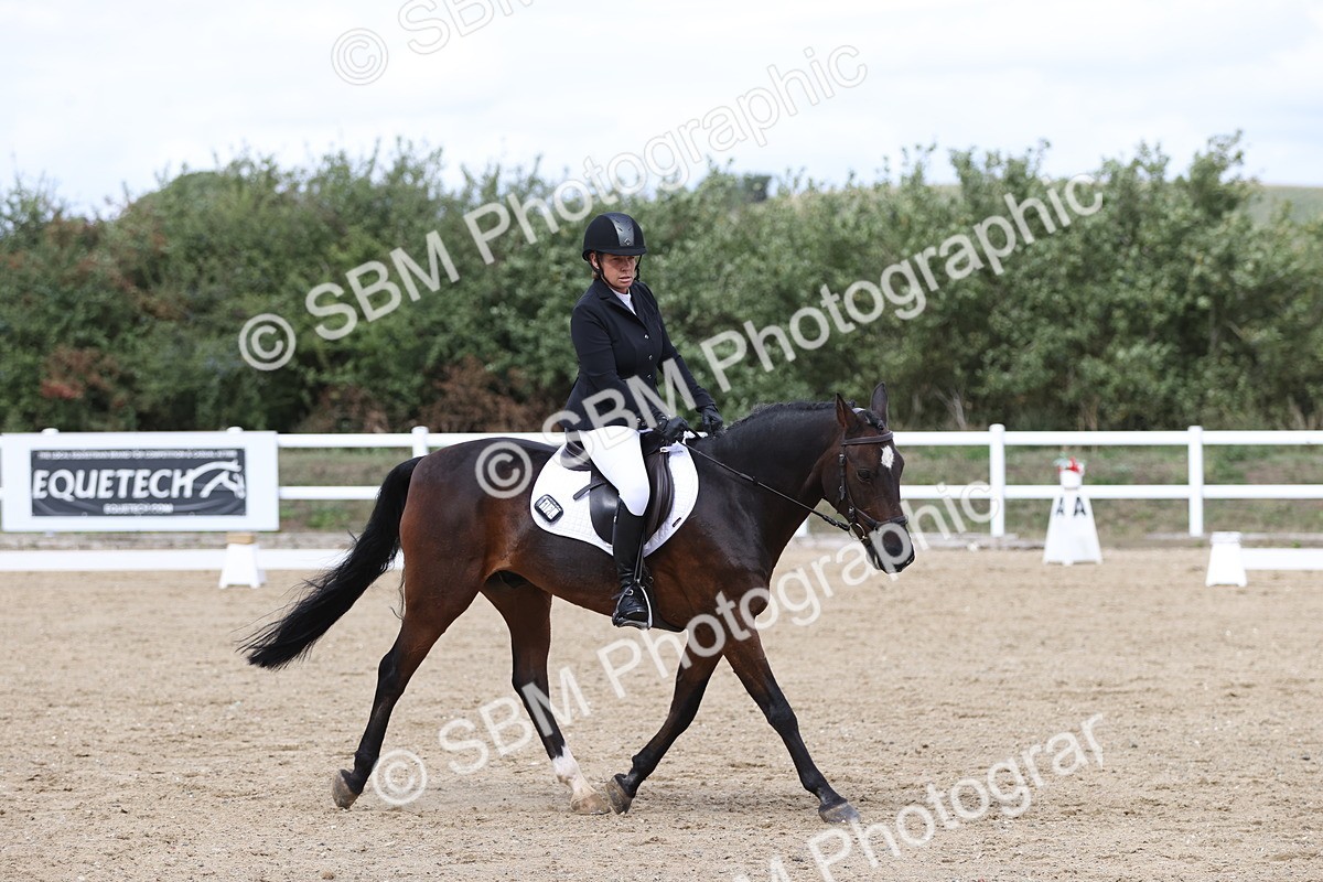 SBM_003966 - Class 9 - Novice 3 Champs
