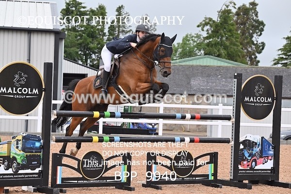 BPP_9940 - CLASS 24 SUN Redpost Equestrian Senior Foxhunter/1.20m Open