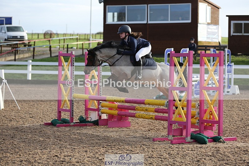 240211A-100020-01689 - Cls 1 Pony Intro 70cm