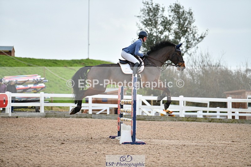 240124A-124040-00508 - Cls 3 Newcomers & 1.10m Open