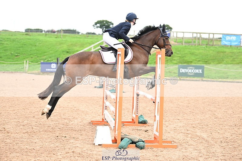 240908A-131616-03978 - Cls 15 U21 Intro 90cm-1.00m  Team Comp