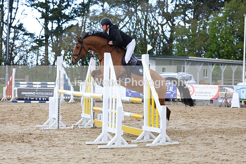 3E7A1457 - Class 6: Senior 1.05m
