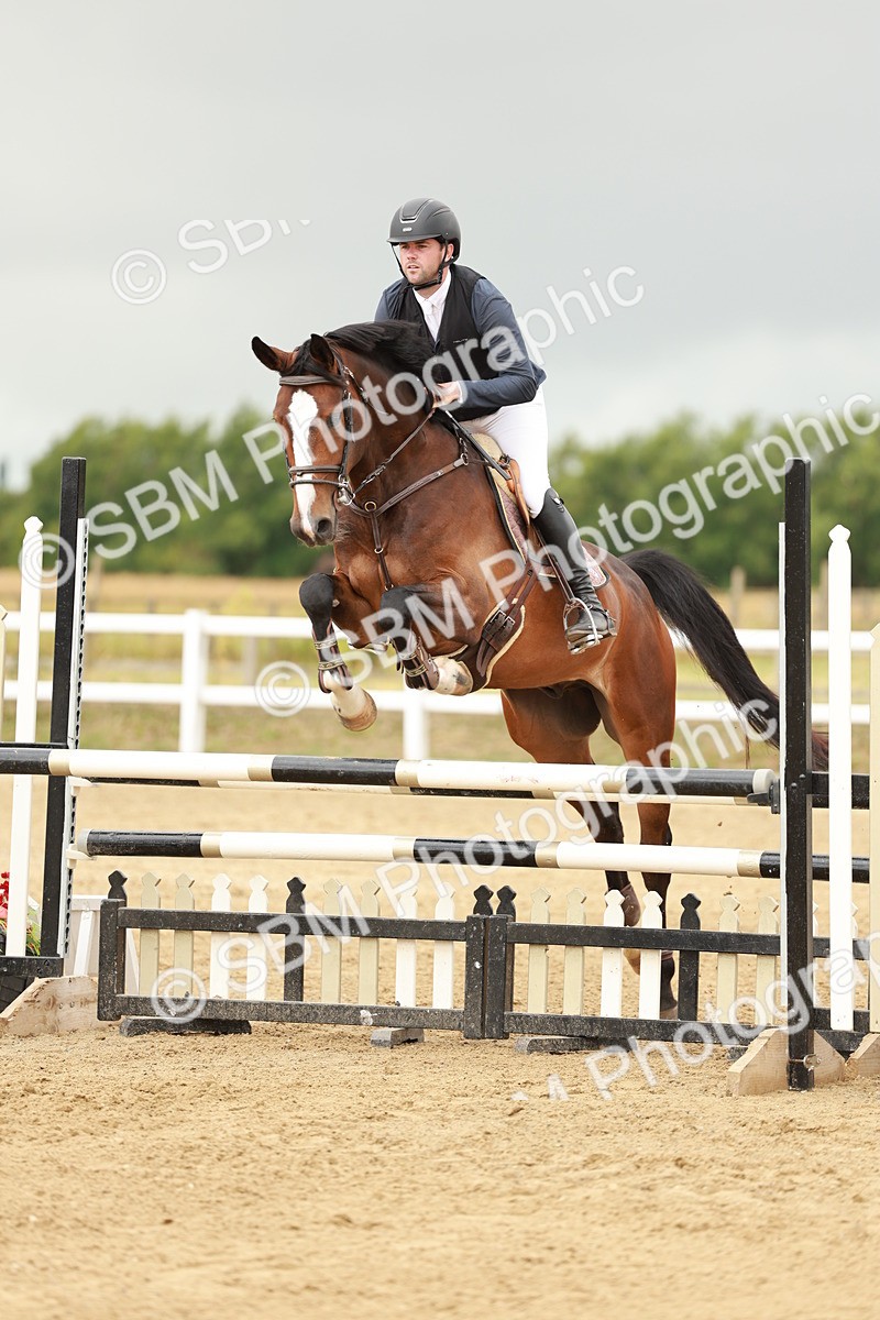 SBM_006993 - Class 2 - Senior Discovery - 1.00m Open