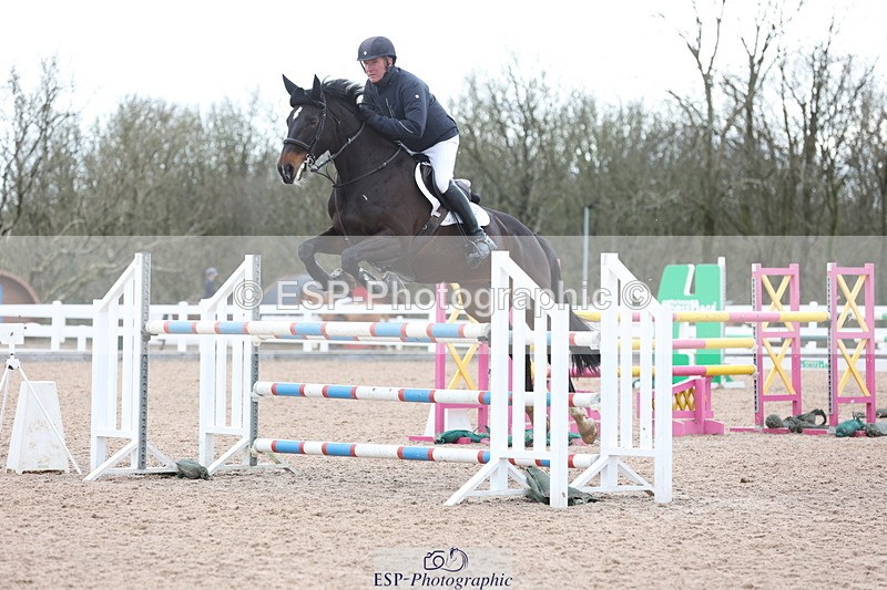 240223A-133402-01575 - Cls 5 Newcomers and 1.10m Open