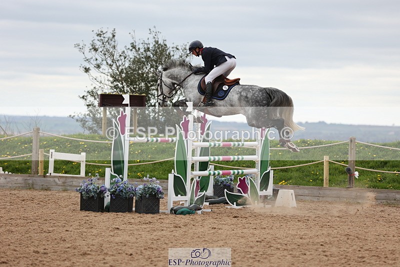 240419A-105107-06249 - Cls 2, 2 Star Small Tour 1.30m