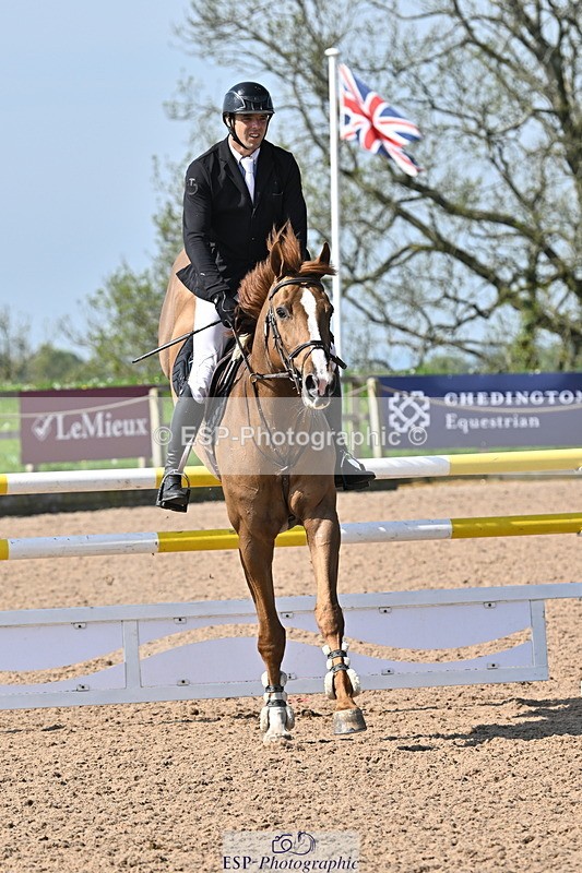 240509A-104118-00954 - Cls 8 Foxhunter