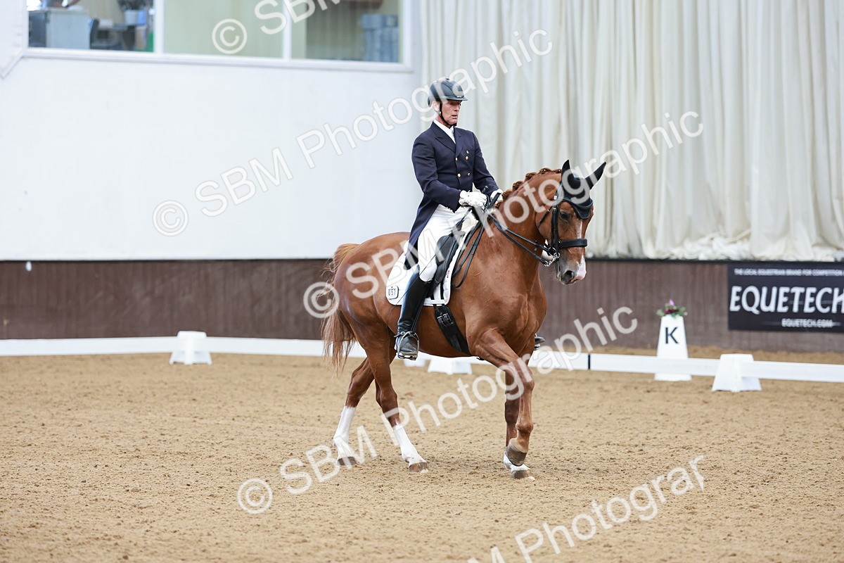 SBM_015693 - Class 5 - FEI INT II - 15.48-17.00