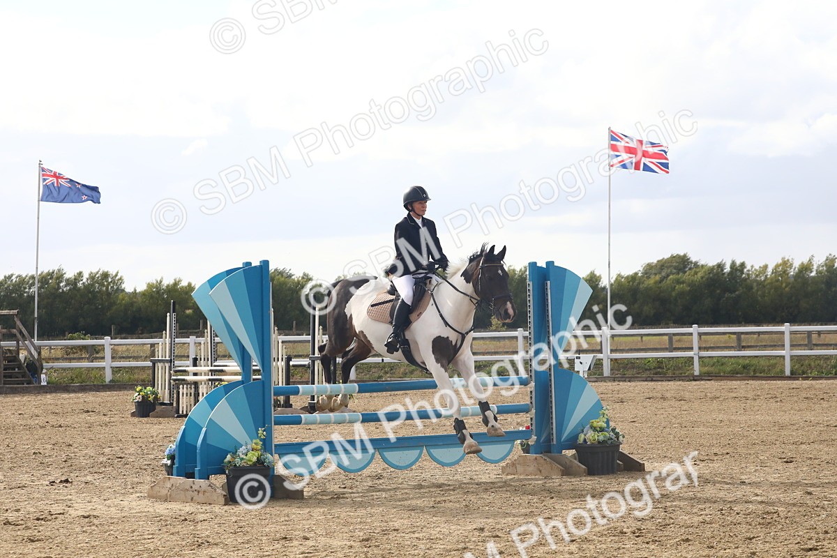 SBM_008017 - Class 12 - 90cm Champs