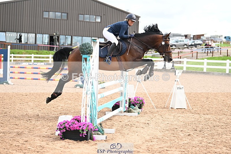 240726A-104837-00953 - Cls 7 Snr British Novice and 90cm Open