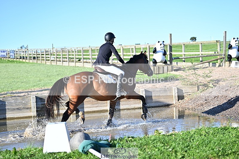 240912A-174440-02754 - Cls 7 Snr 90cm Open Speed Derby