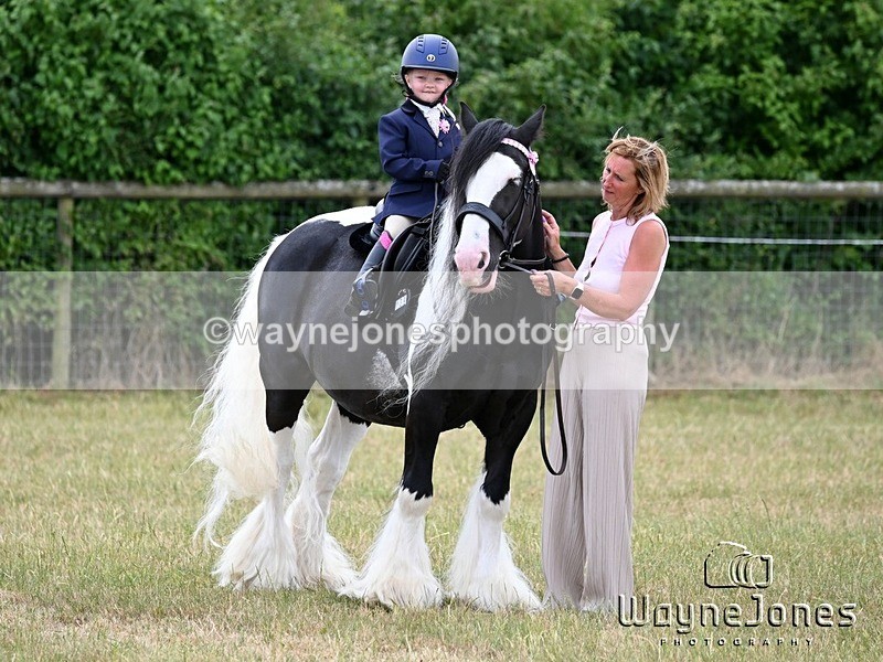 WJ6_8646 - Nancy & Churchill's first Show 22-06-25